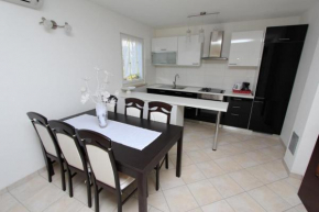 Отель Apartments Dujmović  Ровинь